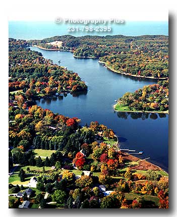 Mona Lake